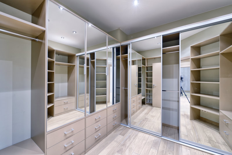 Fitted wardrobes 